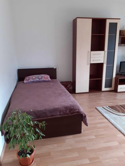 Garsonieră decomandată în Zorilor