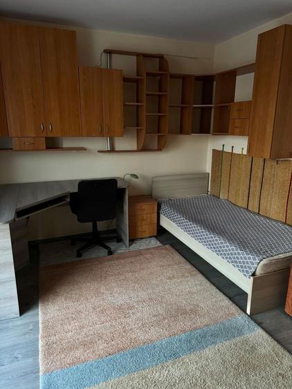 Apartament cu 2 camere decomandat în Borhanci