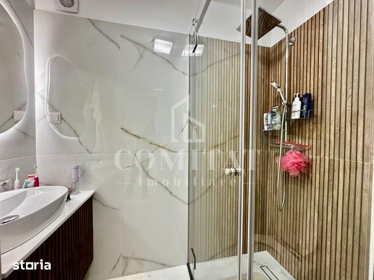 Apartament cu 4 camere, mobilat în Europa — fotografia 1