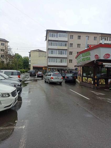 Apartament cu 2 camere decomandat în Micro 5