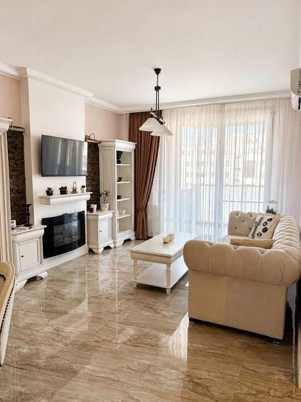 Apartament cu 2 camere decomandat în Central