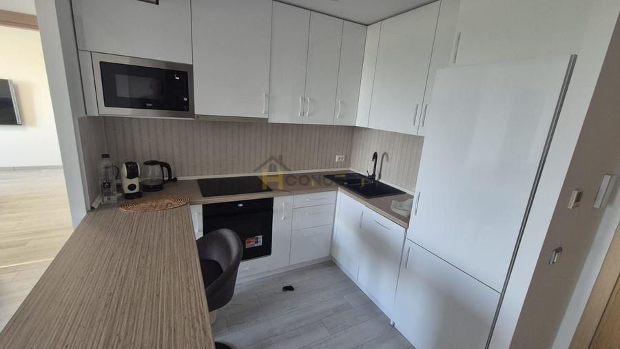 Apartament cu 2 camere semidecomandat, mobilat în Vitan-Bârzești