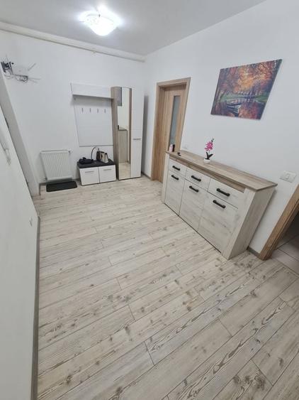 Apartament cu 2 camere decomandat în Giroc