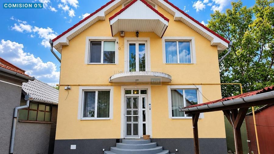 Casă cu 5 camere cu Canalizare în Episcopia Bihorului
