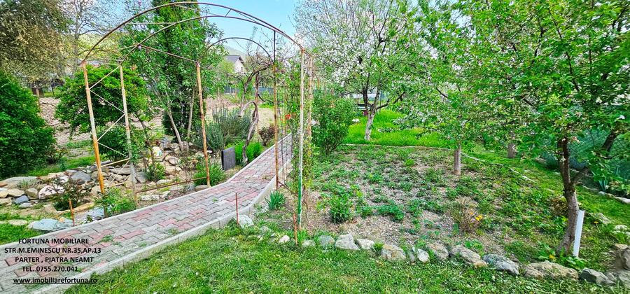 Casă cu 5 camere cu Canalizare în Sărata