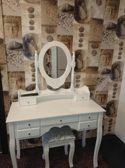 Apartament cu 7 camere decomandat, mobilat în Centrul Civic