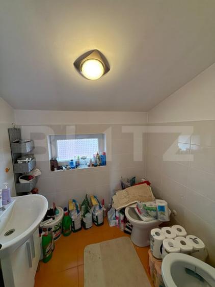 Casă cu 4 camere cu Teren 950 Mp în Mihai Bravu