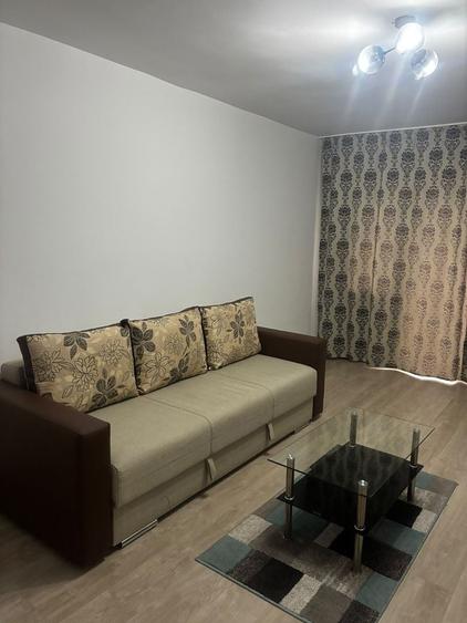 Apartament cu 2 camere, mobilat în Unirii
