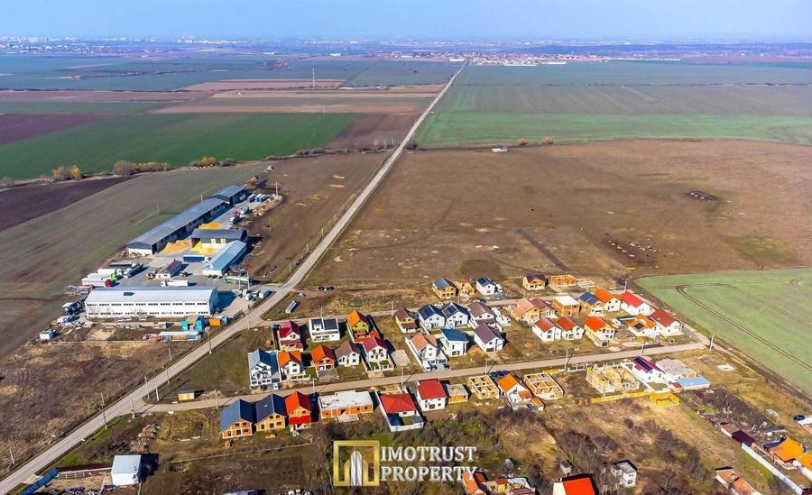 Casă cu 5 camere cu Canalizare în Fântânele