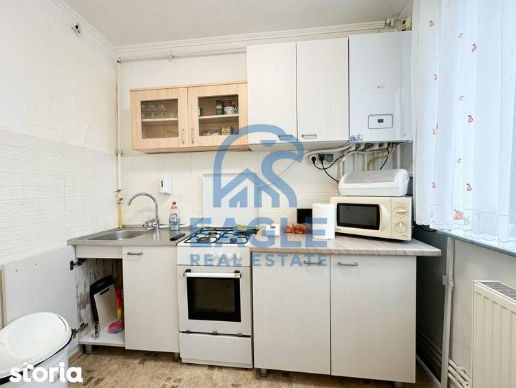 Apartament cu 2 camere decomandat, mobilat în Central