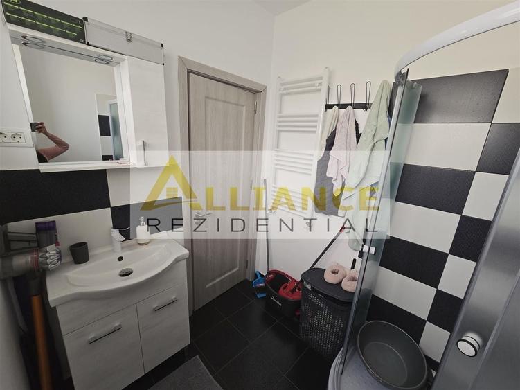 Duplex cu 4 camere cu Canalizare în Berceni