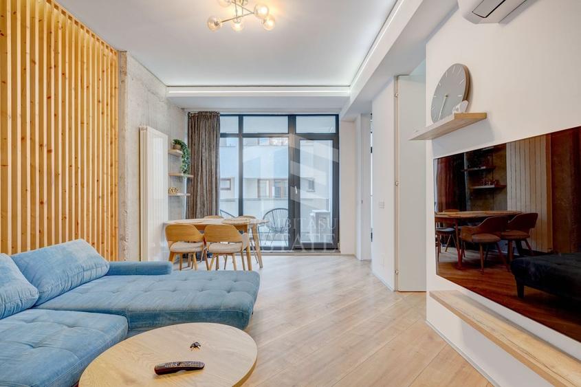 Apartament cu 4 camere semidecomandat, mobilat în Barbu Văcărescu