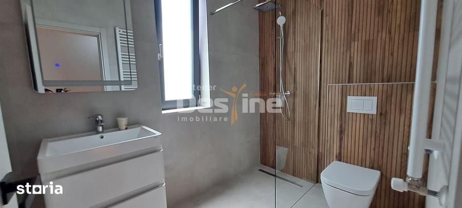 Casă cu 4 camere cu Teren 500 Mp în Bârnova