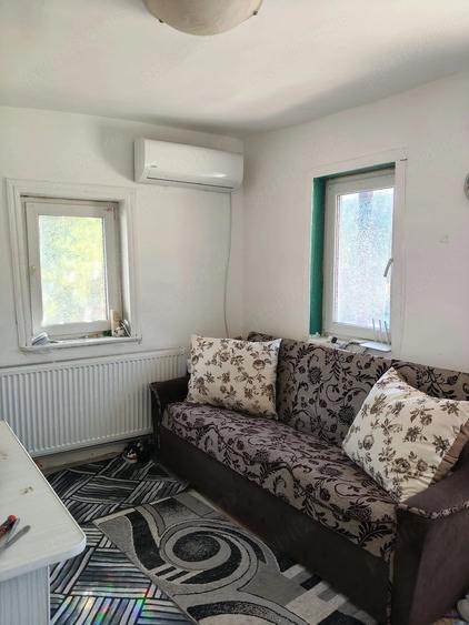 Casă cu Teren 1218 Mp în Valea Cânepii