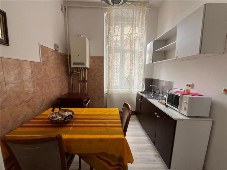 Garsonieră nedecomandată, mobilată în Central