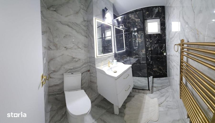 Apartament cu 3 camere decomandat în Vulcan