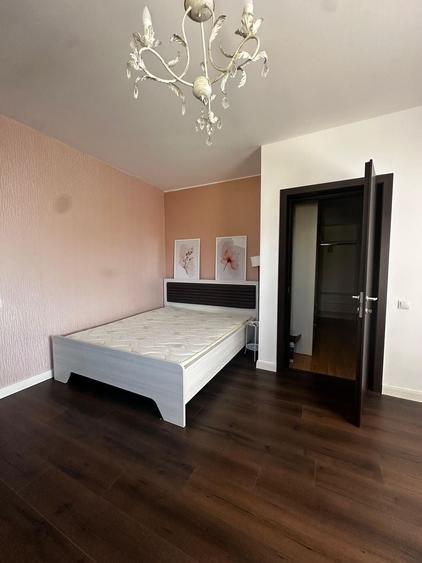 Casă individuală cu 7 camere cu Piscina în Central