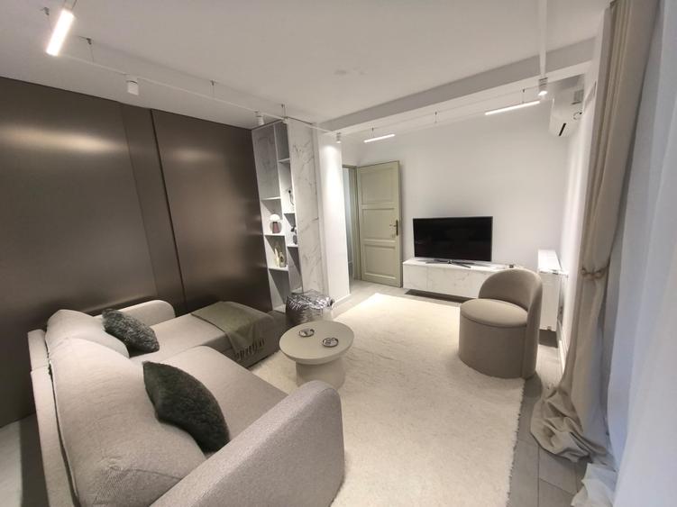 Apartament cu 2 camere decomandat în Kiseleff