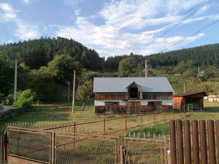 Teren de 3144 mp, în Hangu
