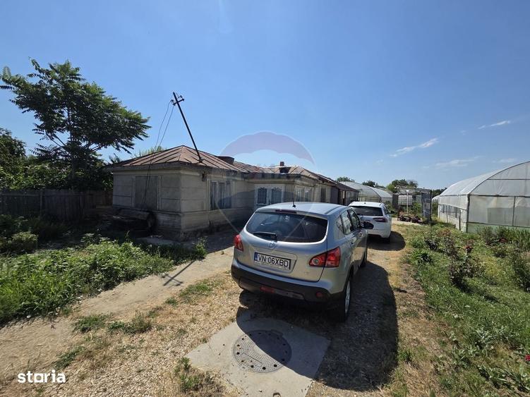 Casă cu 4 camere în Biliești
