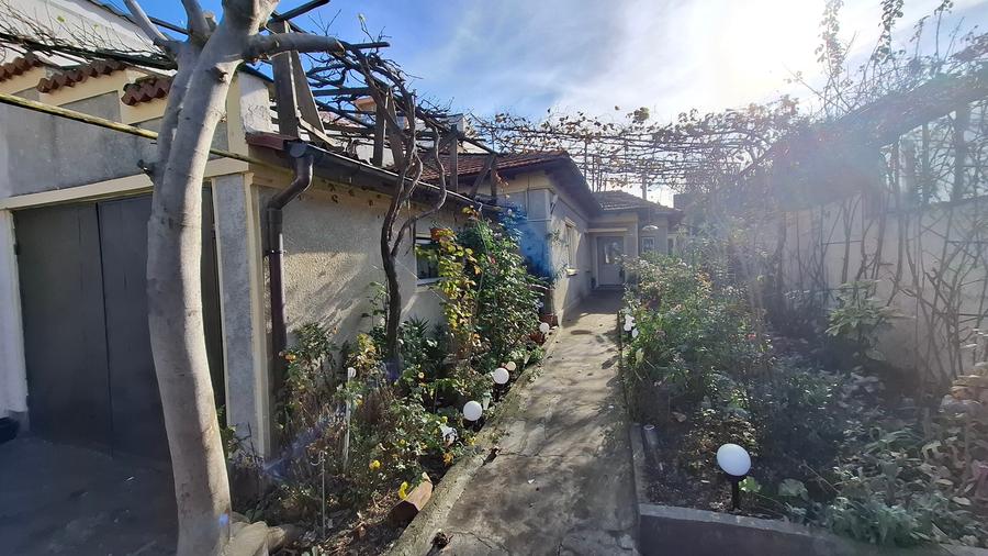 Casă individuală cu 3 camere cu Canalizare în Tăbăcărie