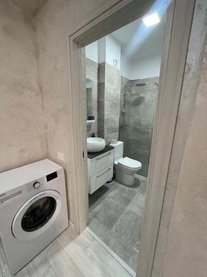 Apartament cu 2 camere semidecomandat, mobilat în Mamaia-Sat