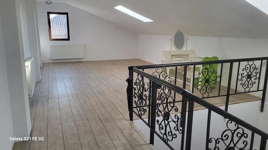 Casă cu 5 camere cu Teren 360 Mp în Central