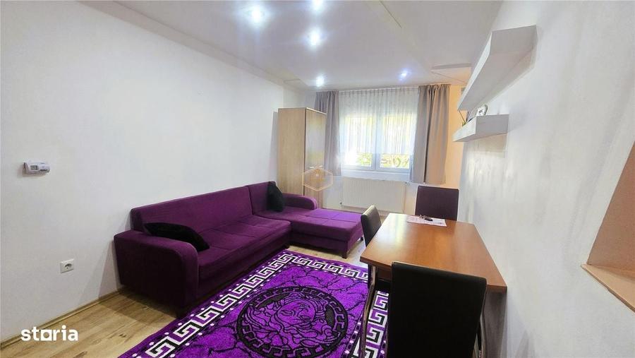 Apartament cu 2 camere semidecomandat, mobilat în Central