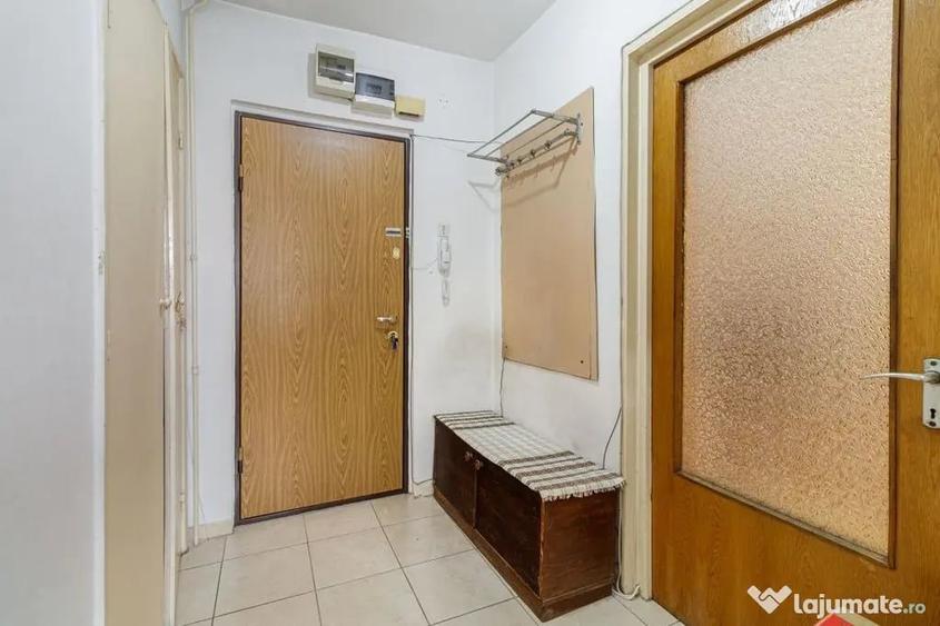Apartament cu 2 camere semidecomandat în Obor