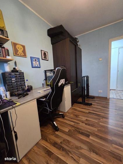 Apartament 2 camere decomandat sector 4 - 11