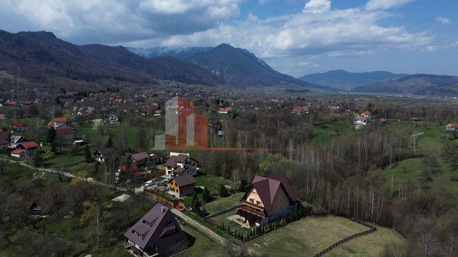 Teren Construcții intravilan de 1200 mp, în Bran