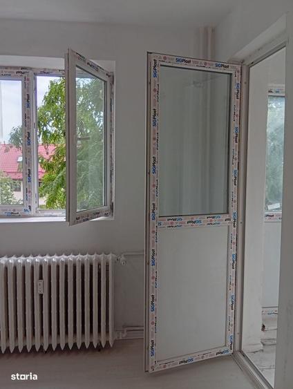 Apartament cu 2 camere decomandat în Berceni