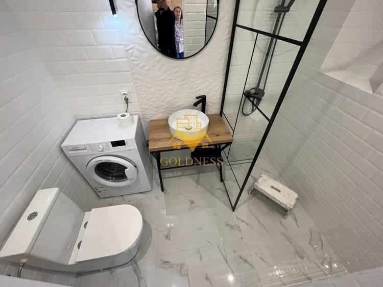 Apartament cu 2 camere decomandat, mobilat în Central
