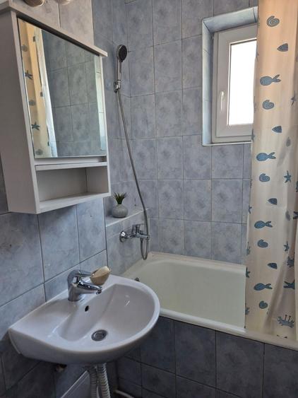 Apartament cu 3 camere decomandat, mobilat în Grigorescu