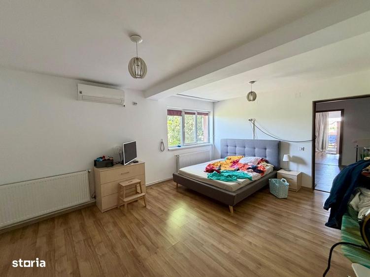 Casă cu 4 camere în Central