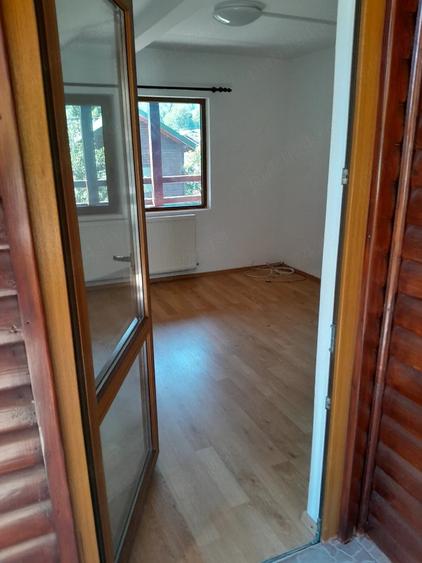 Casă cu Teren 250 Mp în Central