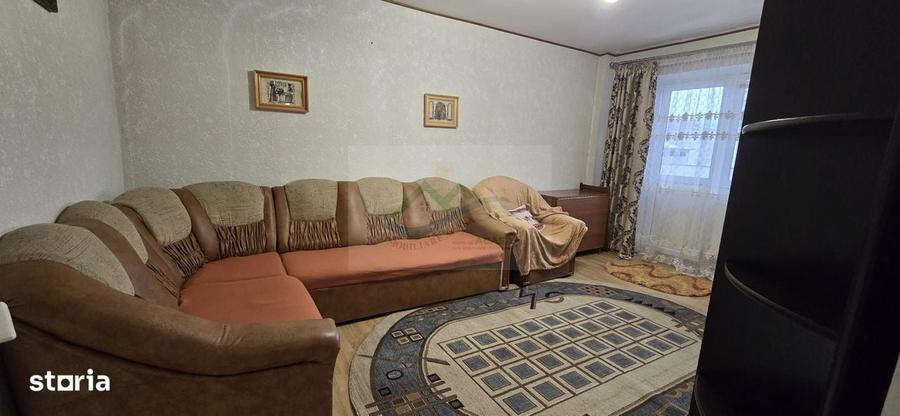 Apartament cu 3 camere decomandat în George Enescu
