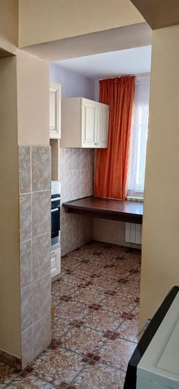 Apartament cu 2 camere semidecomandat în Nufărul
