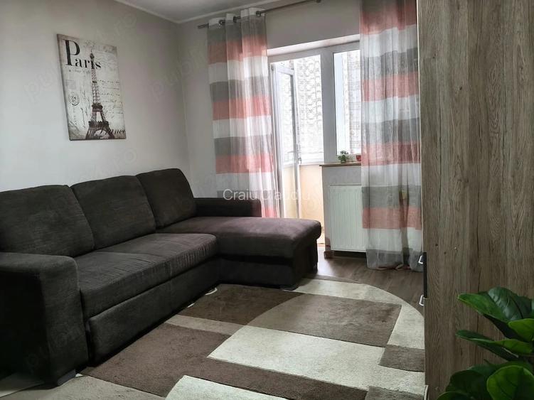 Apartament cu o camera de inchiriat