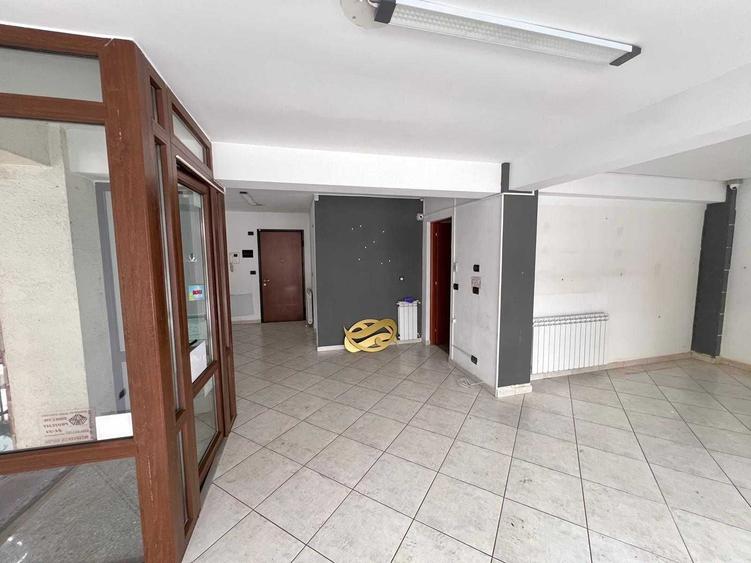 Spațiu comercial, de 53 mp, în Exterior Vest