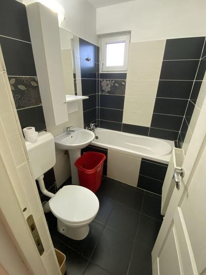 Apartament cu 2 camere în Lipovei