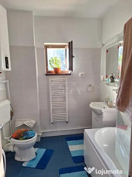 Apartament cu 2 camere decomandat în Crângași