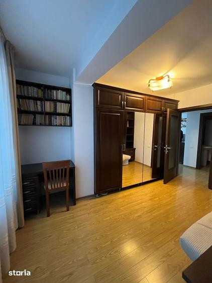 Apartament cu 3 camere semidecomandat, mobilat în Dorobanți