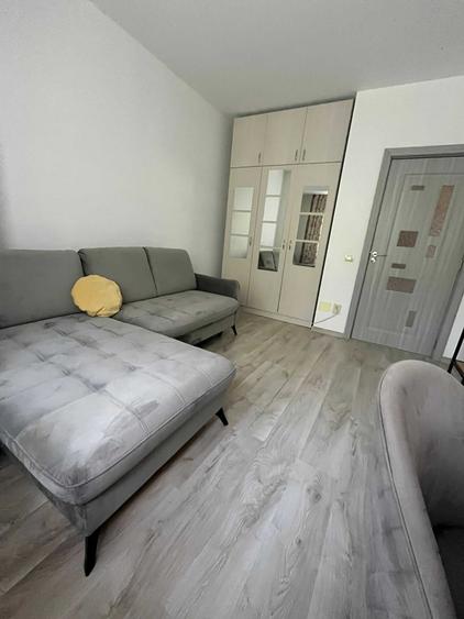 Apartament cu 3 camere decomandat în Baciu