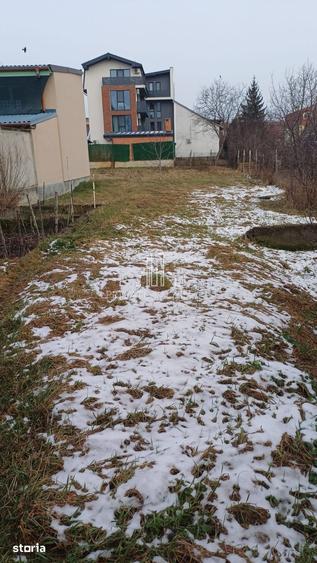 Casă cu 3 camere cu Teren 1333 Mp în Central