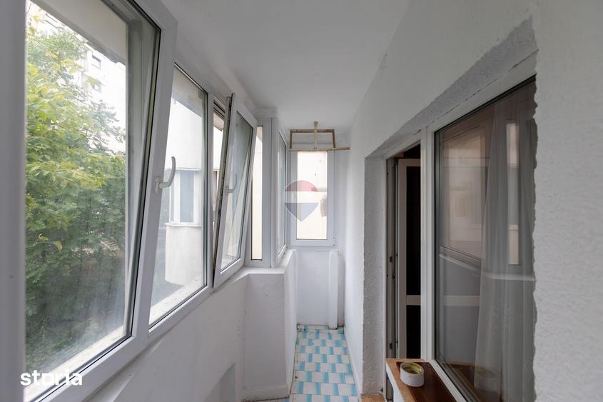 Apartament cu 3 camere decomandat în Mioriței