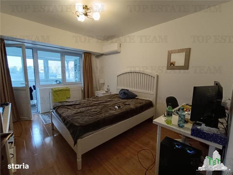 Apartament cu 3 camere decomandat în 1 Mai