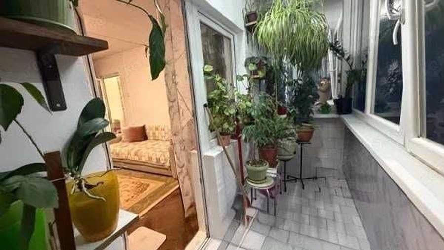 Apartament cu 2 camere semidecomandat în Exterior Vest
