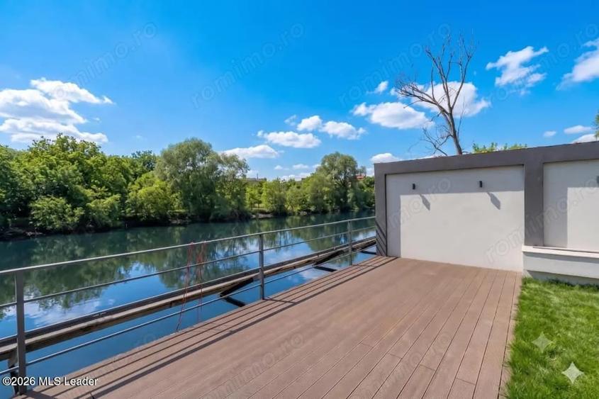 Iancu Nicolae - Vila high-end pe malul lacului, Gradina cu Ponton - 2