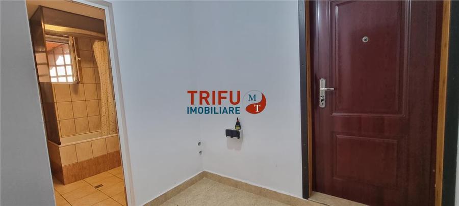 Casă individuală cu 4 camere cu Garaj în Micești